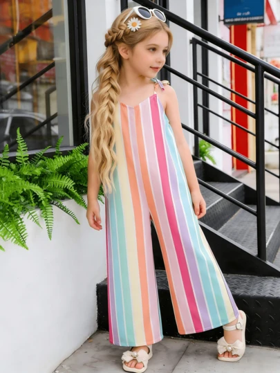 Bộ áo liền quần kẻ sọc cầu vồng cho bé gái, cổ chữ V, ống rộng, dáng suông, có nơ buộc, kiểu dáng thời trang, nhẹ, thoáng khí, thoải mái cho đi chơi hàng ngày và dự tiệc, phong cách ngọt ngào.