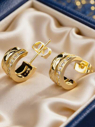 Women's Gold-Plated Multi-Layer C-Shaped Earrings, Adorned With Cubic Zirconia And Rhombus Texture, Minimalist Elegant Style, Suitable For Daily Commute And Workwear, An Ideal Gift For Fashion Enthusiasts