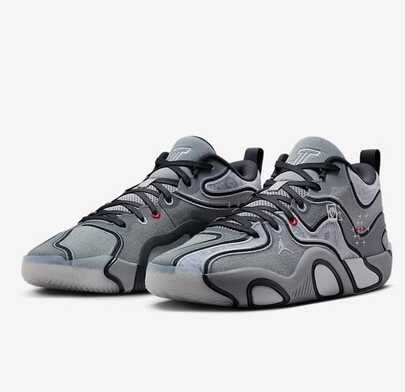  Nike 新款 Jordan Tatum 3 男子篮球鞋 HV5911-002，兼具抓地力和缓震性能，穿着舒适。