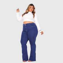 Women's Plus Size High-Waisted Shaping Jeans - Curve Premier Jeans - Light Blue - View 3