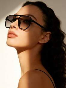 Black Double-Bridge Retro Fashion Fashion Glasses, Unisex Suitable For Driving, Vacation, Party, Daily Wear, Stylish Outfit, PC Frame Material - Black - View 4