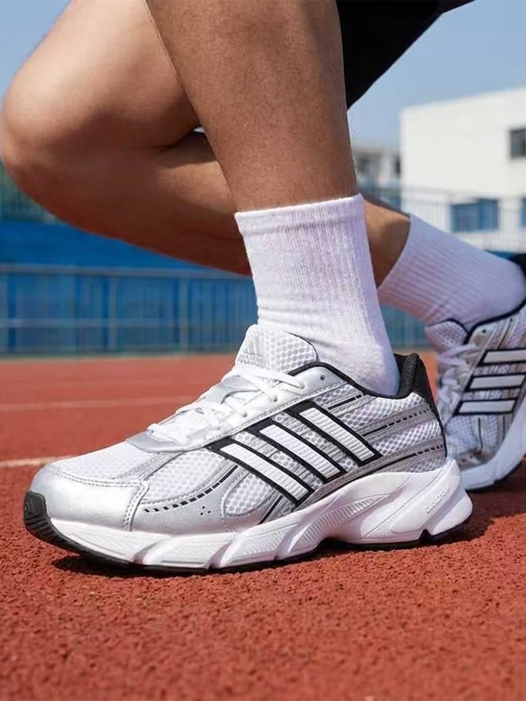 adidas TECHNOCHAOS 2000 休閒跑步鞋 男款 白銀色 - 銀白 - 查看 1