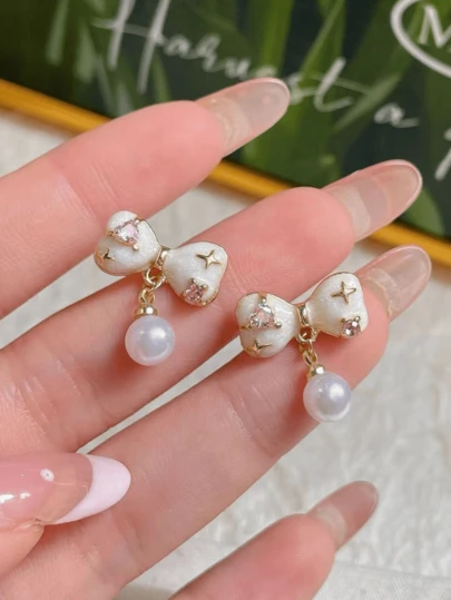 一对彩色蝴蝶结珍珠耳钉，独特时尚设计，简约精致甜美女士耳环