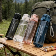 1 pièce Bouteille d'eau de sport étanche 780 ml, indispensable pour la rentrée scolaire - Restez hydraté toute la journée, énergique, parfait pour le yoga d'été, les sports, réutilisable, avec marqueur de temps, inspirant, bouteille d'eau de fitness, mug de voyage, bouteille d'eau en plastique portable, ustensile de boisson, cadeau parfait pour Halloween et Noël pour les adultes et les étudiants - Multicolore - Voir 11