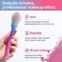 Cọ trang điểm đa năng BS-MALL Ombre, có thể đứng thẳng, không gây kích ứng, lông mềm mại. - Nhiều màu - Xem 3