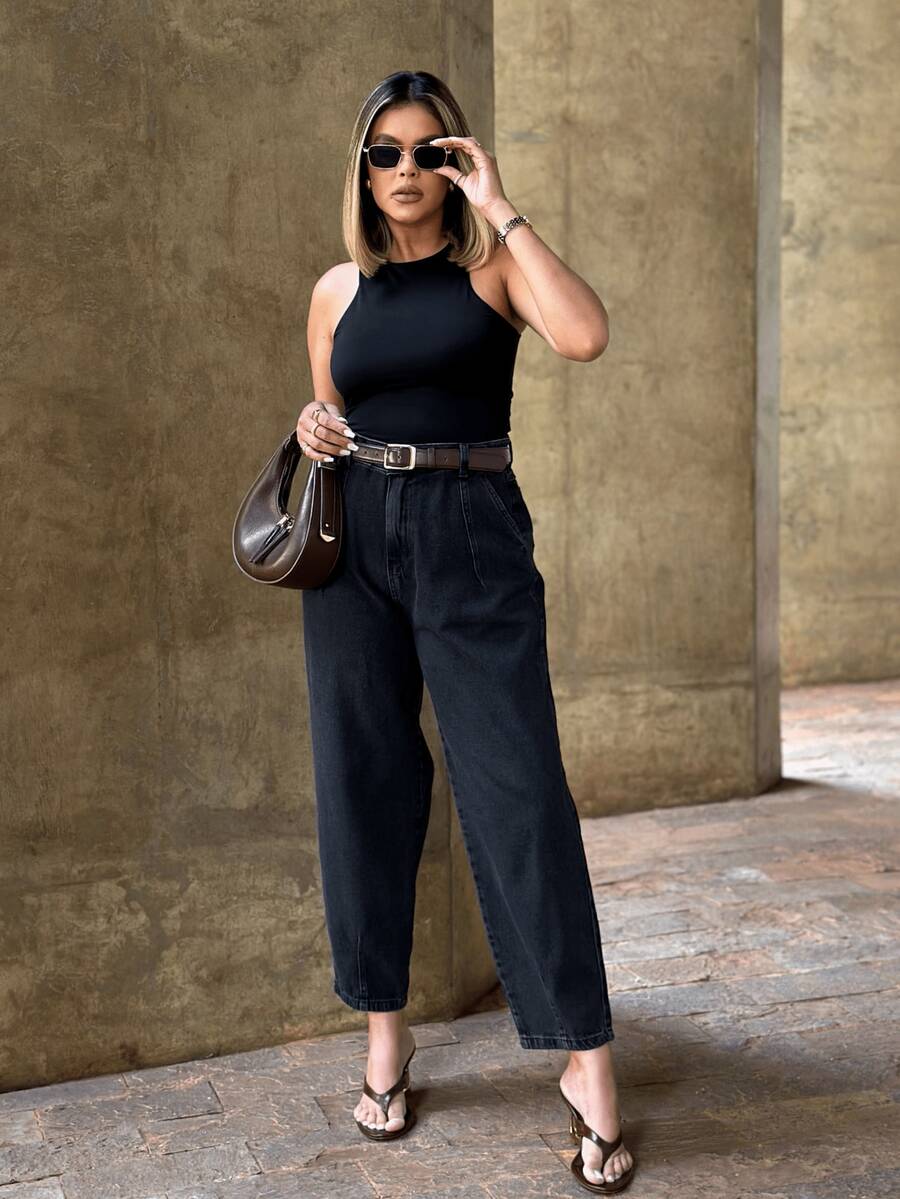 Saina Office 8295 Plus Size Women's Straight Mom Jeans Without Rips - Black - View 1