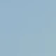 淺藍色