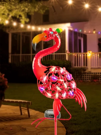 1pc New Iron Solar Flamingo & Peacock Shaped Lawn Light. These Lights Can Be Used For Gardens, Outdoor Patios And Landscape Decoration. New Buried Animal-Shaped Decorative Atmosphere Lights Suitable For Decorating Gardens, Courtyards, Corridors, And Various Festivals And Parties. They Also Make Great Gifts.