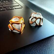 1pc Liquid Metal Electroplated Keycap, Electroplating Process, Cross Interface, ABS Material - View 3