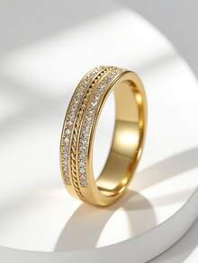Charm-In Anillo de banda trenzado chapado en oro con CZ, joyería minimalista de cristal apilable para mujeres, regalo de joyería apilable para novia y damas de honor - Dorado - Ver 1