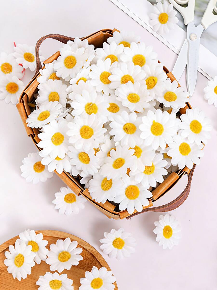 20/100/200pcs White Daisy Artificial Flowers, Fake Daisy Flowers, Suitable For DIY Crafts, Wreath Making, Vase Decor, Headpieces, Spring Wedding, Engagement, Birthday, Home Party, Home Decor, Holiday And Party Supplies - White - View 1