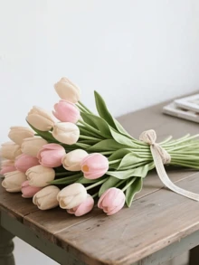 人造郁金香——多种颜色可选，是客厅和餐桌装饰的完美之选。不易褪色，北欧风格家居装饰，适合周年纪念和派对布置。情人节和母亲节的必备礼物。 - 彩色 - 查看 8