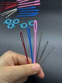 Bộ 26 món gồm kim may, kim khâu nỉ, kim thêu, kim vá và kim móc, dụng cụ đan móc thủ công DIY kèm thước đo độ dày kim. - Bộ kim khâu tay - Xem 3