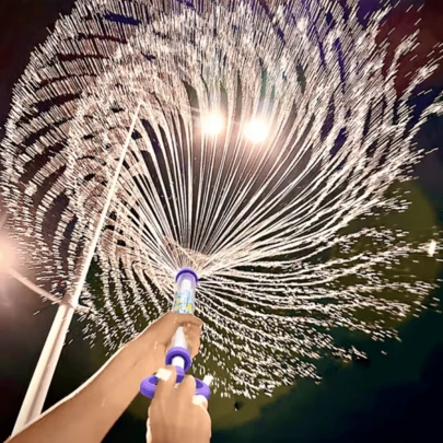 1支夏季烟花水枪，适用于户外泳池、沙滩派对游戏、泳池水仗、摄影道具