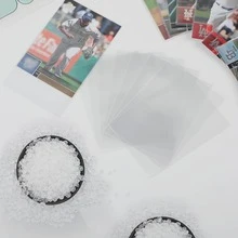 100Pcs Clear Trading Card Sleeves - Compatible With PM, Baseball, Football, Basketball, Golf, Hockey, Soccer Cards - Transparent Sleeves For Sports Memorabilia, Photo Cards, Collectibles Organization - Scratch & Dust Protection, Sports Card Supplies, Functional Design, High Quality Material Sleeves - 卡片膠卷 3 - 查看 4