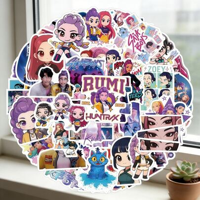 Bộ 55 miếng dán trang trí chủ đề nhóm nhạc nữ K-POP - Hình ảnh sống động các thành viên, cảnh biểu diễn trên sân khấu và thiết kế logo nhóm, nhiều kiểu chữ Q và kiểu chữ thực tế, bảng màu đa dạng, nhãn dán tự dính, có thể tái sử dụng, chống thấm nước, độ phân giải cao, đồ sưu tầm dành cho người hâm mộ K-POP để trang trí sổ tay.