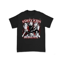 Vintage 90s Bootleg Style Straykid T-Shirt, Retro Stray Kid T-Shirt, Straykid Gifts For Man And Women Unisex T-ShirtExclusive T-Shirts For Premium Fans Unisex Casual Short-Sleeved Tees A Must-Have For Fans Suitable For Festivals, Parties, Homewear, Daily Commutes, Back-To-School Outfits And Concert Looks Printed And Shipped In The USA 100% Cotton T-Shirts Opaque, Versatile Basic Tees Premium Fan-Exclusive T-Shirt – Hip-Hop Music & Culture Themed, Unisex Casual Short Sleeve, Rap Star Graphic, Y2K Style, Fun Christmas & New Year Design. Ideal For Holidays, Parties, Loungewear, Daily Commutes, Back-To-School & Concerts. Printed And Shipped In The USA. 100% Cotton, Opaque, Versatile Basic Tee. - 黑色9 - 查看 1