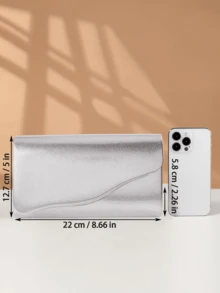 REMANLAND 这款奢华纯色PU女士手拿包，时尚迷人，翻盖设计，配有隐藏式卡槽和隔层，可拆卸金属链条肩带/斜挎带，适合派对、晚宴、聚会、婚礼等场合，也是一份精美的礼物。 - 銀色 - 查看 7