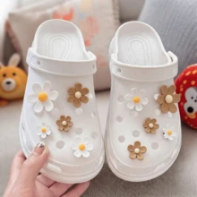 10Pcs/1Set Kawaii Floral Charms Set - Pastel Daisy Shoe Buttons, Clog Decorations For Summer Sandals For Outdoor Activities, Vacation, Travel, Outfit Accessories, And Gifting - Brown + White - View 2