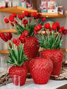1个树脂草莓花瓶装饰，手工制作逼真草莓室内/室外摆件，树脂材质，波西米亚风格家居装饰礼品，生日、毕业、房间装饰，玻璃花瓶 - 彩色 - 查看 13