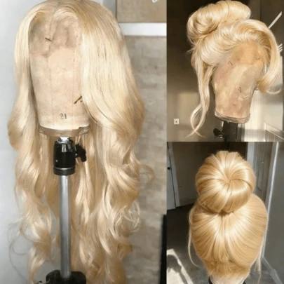 13x4 Inch Curly Wavy Black & Gold Mixed Color Long Wig, Women's Long Curly Hair With Bangs Lace Front Wig, Side Part Wavy Cosplay Synthetic Fiber Wig, Heat Resistant Replacement Wig, Length 28 Inches, Glueless Wig, Front Lace Wig, Wig Installation Tool Kit