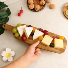 1 khay gỗ, thớt, khay đựng phô mai, khay đựng pizza, thớt cán gỗ hồng mộc mịn, khay đựng thức ăn dùng cho phô mai, thịt, trái cây và bánh ngọt, khay dễ vệ sinh, dụng cụ nhà bếp và làm bánh. - Nâu hạt dẻ - Xem 8