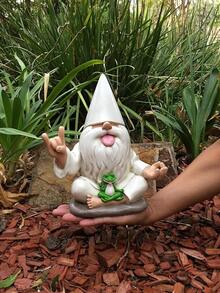 Shiny Rock 'n' Roll George And The Zen Frog – This Garden Gnome Perfectly Blends Peace, Tranquility, And Rock 'n' Roll To Add A Touch Of Magic To Your Wonderland Garden. - Multicolor - View 2