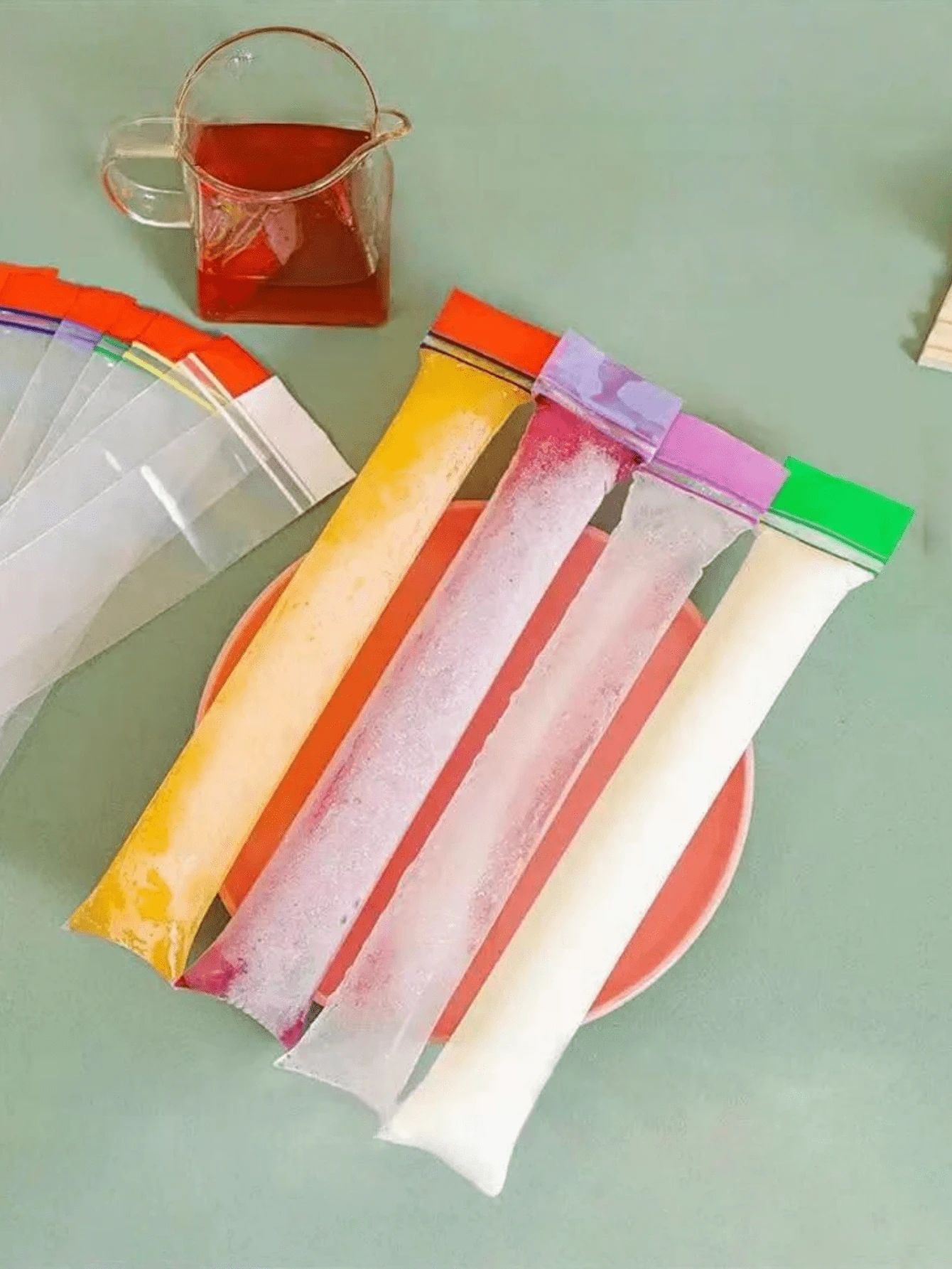 200pcs/Set Double Seal DIY Popsicle Bags, Ice Cream Mold, Crushed Ice Bags, Portable Ice Pop Bags, Popsicle Ice Cream Self-Sealing Bags - Popsicles - View 1