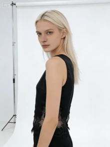 Women's Black Lace Satin Sleeveless Crop Top  Soft Silky Halter Tank For Party  Date Night - 黑色 - 查看 4