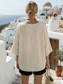 女士宽松V领蝙蝠袖休闲上衣，适合夏季、度假和海滩穿着 - 杏色 - 查看 2