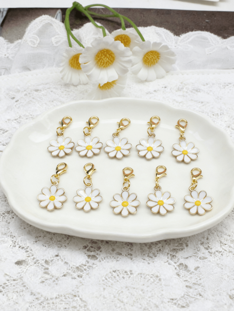 10个/套迷你雏菊龙虾扣钥匙扣，Y2K风花卉包包配件套装，汽车装饰，包包挂饰，背包吊坠，适合上学佩戴，可爱哥特风圣诞礼物 - 白色八瓣花 - 查看 7
