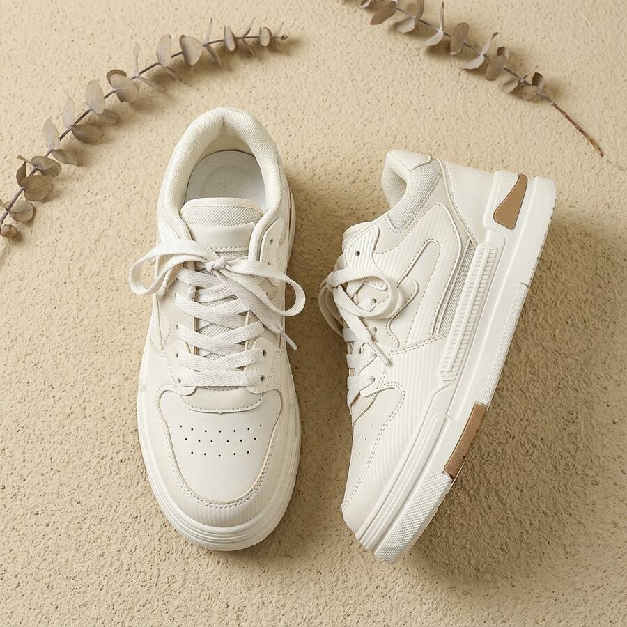 Tenis de mujer con plataforma y suela gruesa, zapatos comodos de mujer de material PU premium, calzado casual de moda estilo urbano y deportivo para uso diario. Estos zapatos para mujer cuentan con diseño de cordones, son transpirables, suaves y antideslizantes. Tenis tipo skate que aumentan la altura. - Blanco - Ver 1