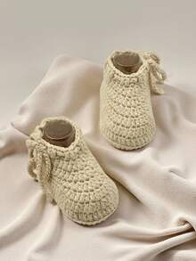 1 Pair Hand-Knitted Infant Crochet Boots, Toddler Indoor Floor Socks - Beige - View 4