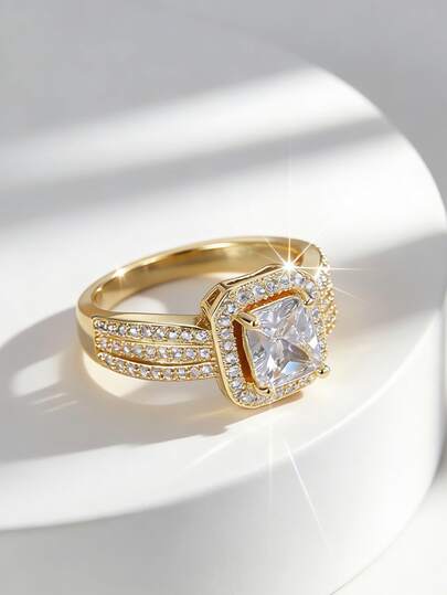 Charm-In Verlovingsring van koper met 18-karaats goudlaag, drievoudige ringband, briljant geslepen kubieke zirkonia, kussenvormige halo, voor dames, bruidssieraden.