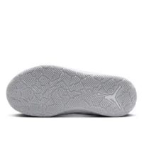 Nike 新款耐穿、耐磨、轻盈的 JORDAN DAY1 EO 实用舒适的日常女式篮球鞋 FQ1306-101 - 白 - 查看 3
