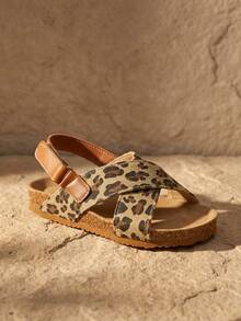 Fashionable And Versatile - 3-12 Year Old Leopard Print Cross-Strap Open-Toe Children's Sandals. Canvas Texture Leopard Print Pattern + Caramel Brown Leather Back Strap. Cross Straps With Adjustable . Soft Wood Midsole With Anti-Slip Rubber Sole. American Retro Street Style. Daily Casual Wear. Spring/Summer Outerwear Sandals! - Mocha Brown - View 7