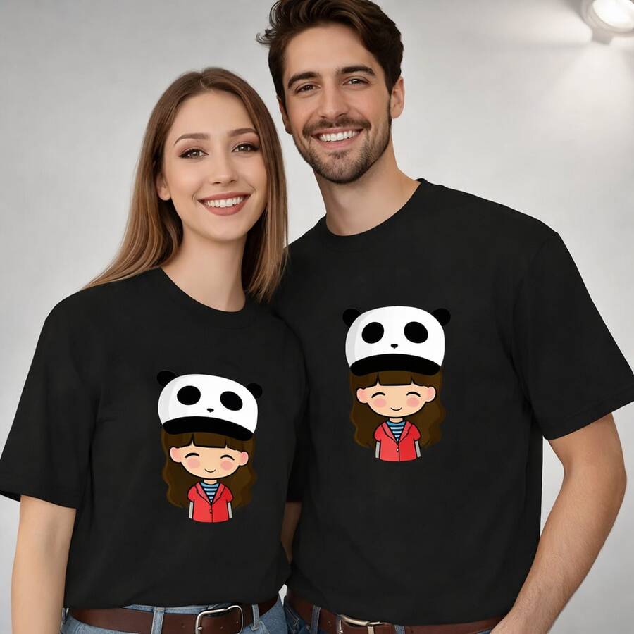Camiseta con lindo gorro de panda, camisetas a juego para parejas, camisetas blancas con estampado de personaje de dibujos animados para uso diario, regalos de cumpleaños, regalos de Halloween o como camiseta conmemorativa para amigos o seres queridos, también adecuada como suéter. Entrega rápida. - Hombre Oscuro - Ver 1