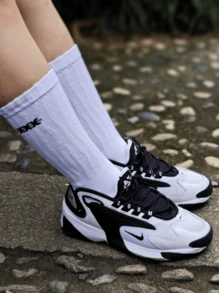 Nike Zoom 2K Air 疾速泡棉織物合成革中幫氣墊休閒城市通勤跑步鞋女款黑白熊貓 - 黑與白 - 查看 1
