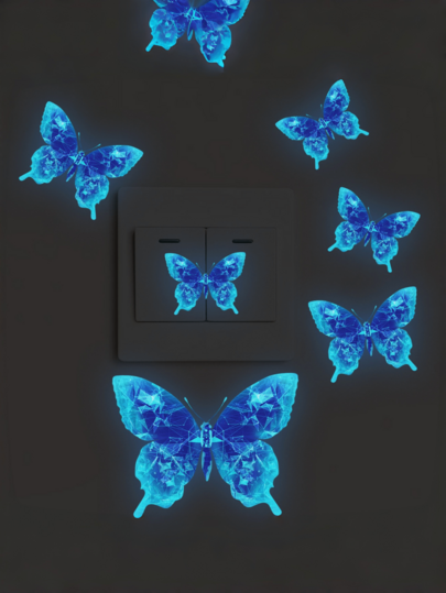 1 pièce Autocollant mural de papillon bleu lumineux et fluorescent pour interrupteur et prise, autocollant mural pour décoration de chambre à coucher et salon, autocollant autoadhésif, autocollant mural autoadhésif semi-mat amovible, convient pour salon, chambre à coucher, chambre d'enfant, autocollant de décoration murale, sticker mural, sticker en vinyle, décoration de printemps, ajoutez de la vitalité à votre maison, cadeau décoratif Rama, cadeau d'anniversaire et de remise des diplômes