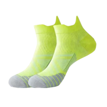 Driftmere 1/3/4 Pasang Kaos Kaki Kompresi untuk Lari Pria dan Wanita, Kaos Kaki Atletik Pendek, Bernapas, Ringan, dan Setinggi Mata Kaki dengan Dukungan Lengkungan Kaki untuk Maraton, Mendaki, dan Olahraga di Gym. - MultiWarna - View 13