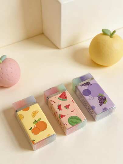 夏季水果主题橡皮擦，饰有葡萄、西瓜和橙子图案。学生可轻松擦拭干净，不留痕迹。创意橡皮擦，适用于学生文具，清洁无屑。水果图案橡皮擦柔软易擦，适合学习、办公和艺术创作。