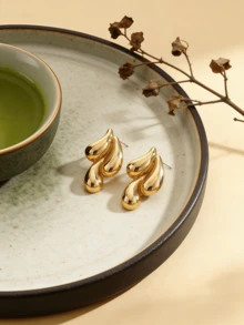 一对不锈钢金色水滴耳环，时尚不对称三水滴耳环，简约奢华百搭耳环，适合女性日常佩戴 - 金色 - 查看 6