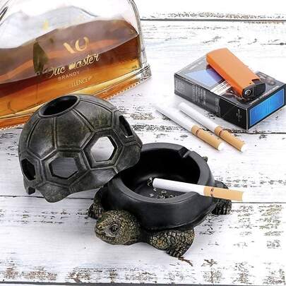 乌龟造型烟灰缸，设计可爱，适合室内外使用。