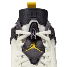 Nike JORDAN SPIZIKE LOW 男士滑板休闲鞋 FQ1759-107 - 白黑/灰 - 查看 10