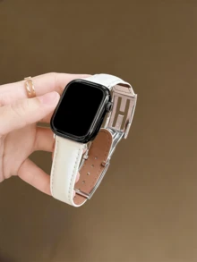 Material de Microfibra y Cuero Sintético | Cuero Negro Patentado de Moda con Decoración de Letras de Metal Dorado, Compatible con Correas de , Tamaño Ajustable | Diseño de Hebilla de Metal Dorado y Negro Brillante de Lujo, Compatible con Apple Watch Ultra/SE/Series 11/10/9/8/7/6/5/4/3/2/1 | Adecuado para Modelos de Reloj de 38mm, 40mm, 41mm, 42mm, 44mm, 45mm, 46mm - plata - Ver 3