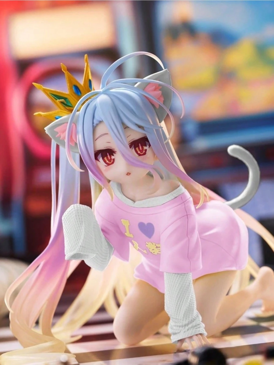 1个动漫角色性感美少女手办，可摆放在卧室、客厅、电脑桌等处，动漫周边商品，女仆装猫耳袖套，白色皇冠，收藏级手办 - 彩色 - 查看 1