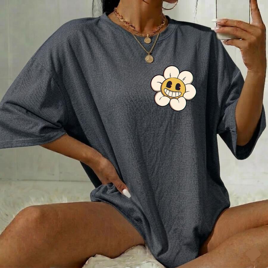 Camiseta Feminina Estilo Flor Margarida Flower StreetWear Algodão Super Premium - Cinza Chumbo - Visão 1