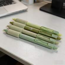 一盒4支装抹茶绿海绵握柄伸缩圆珠笔，0.5毫米笔尖，书写流畅，高品质文具套装，适合学生和办公人士使用。 - 套裝 - 查看 5