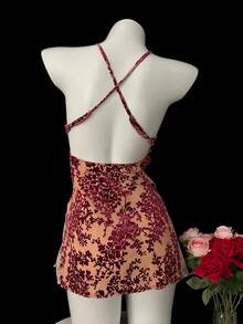 一件丝绒睡裙，高端女士秋冬睡衣，小胸睡裙，性感法式吊带睡裙，纯蕾丝夏季睡裙 - 酒紅色 - 查看 3