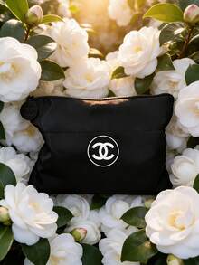 CHANEL 材质：奢华羽绒棉旅行收纳袋 经典黑白Logo化妆包 - 黑色 - 查看 1